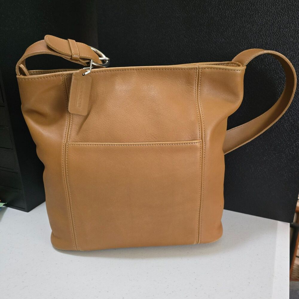Vintage Coach Erickson Shoulder Bag # 4169